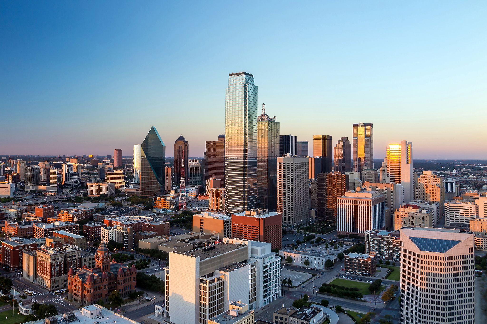 Dallas, TX skyline